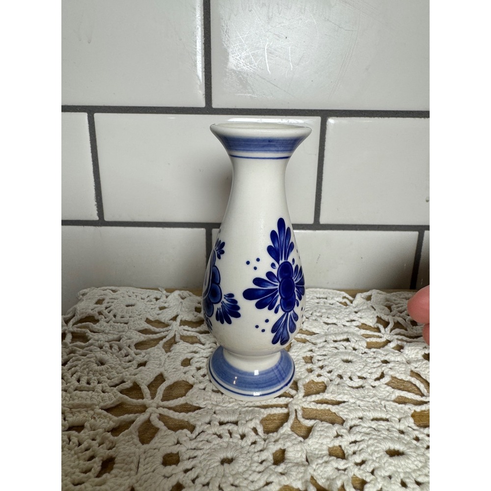 Delft Blue Handpainted Holland Windmill Ceramic Bud Vase 5 Inch Blue White - Picture 3 of 8